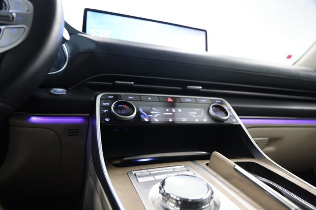 2024 GENESIS GV80 Standard - Photo 24