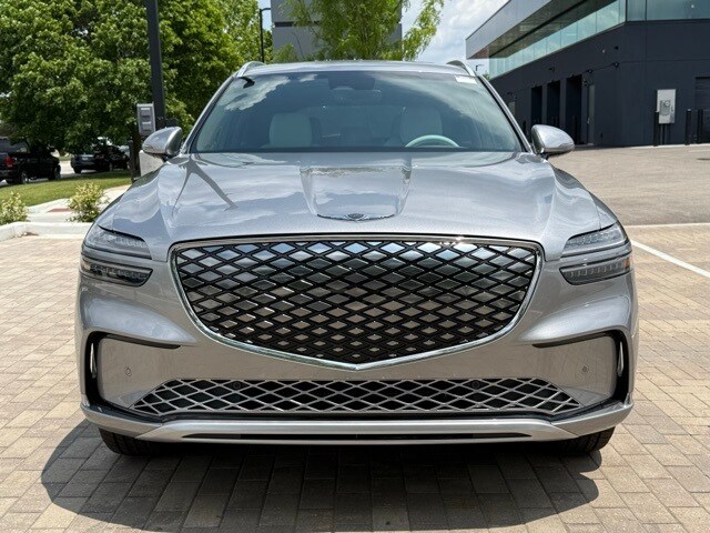 2026 Genesis Electrified GV70 Advanced photo 2