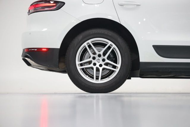 2021 Porsche Macan Base - Photo 19