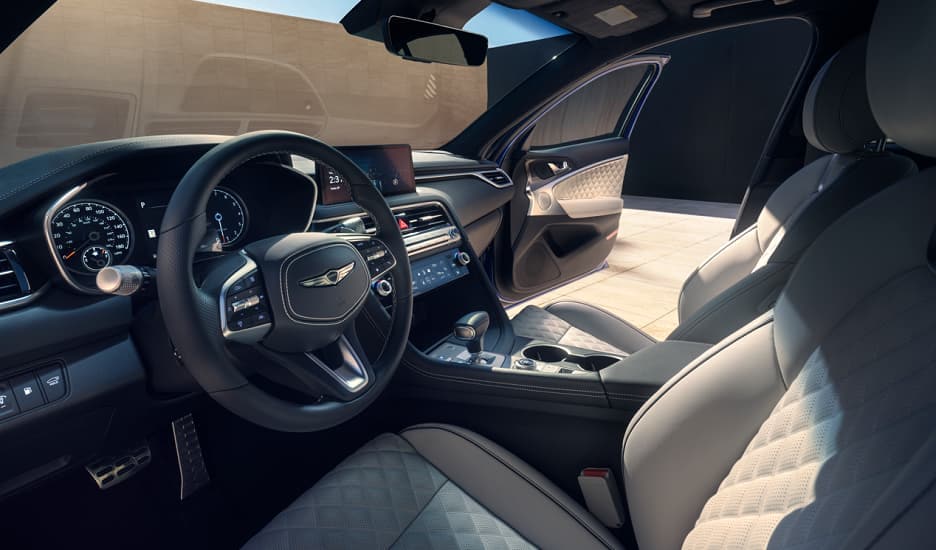 Genesis G70 Tech Features Genesis G70 Tech Features