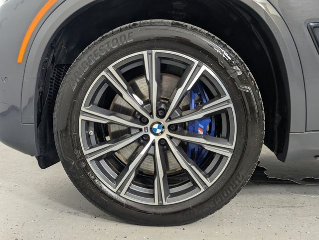 2023 BMW X5 M50i - Photo 11