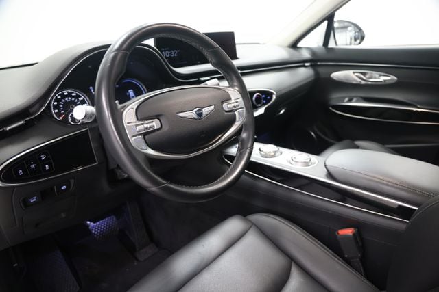 2024 GENESIS GV70 Standard - Photo 21