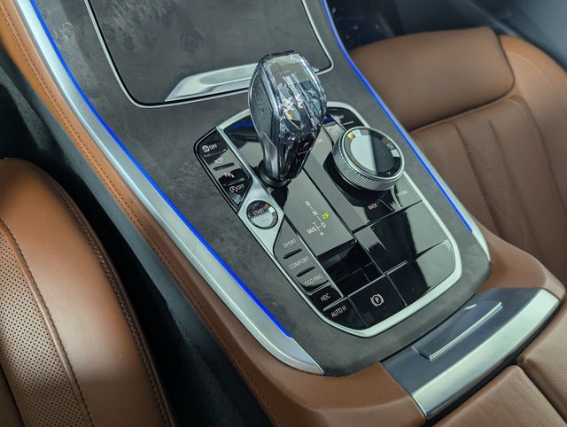 2023 BMW X5 M50i - Photo 23