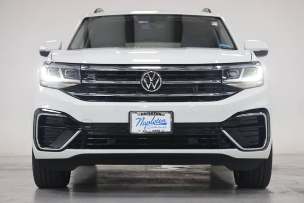 Used 2021 Volkswagen Atlas 3.6L V6 SE w/Technology R-Line SUV
