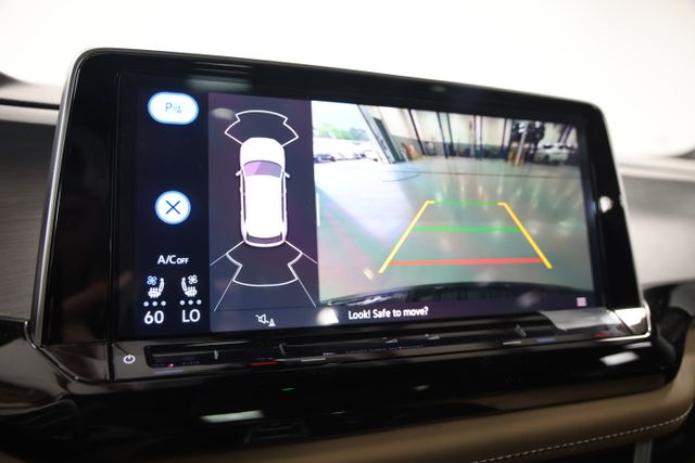 2024 Volkswagen Atlas Cross Sport SE w/Tech - Photo 25