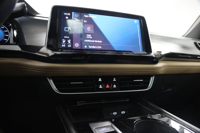 2024 Volkswagen Atlas Cross Sport SE w/Tech - Photo 23