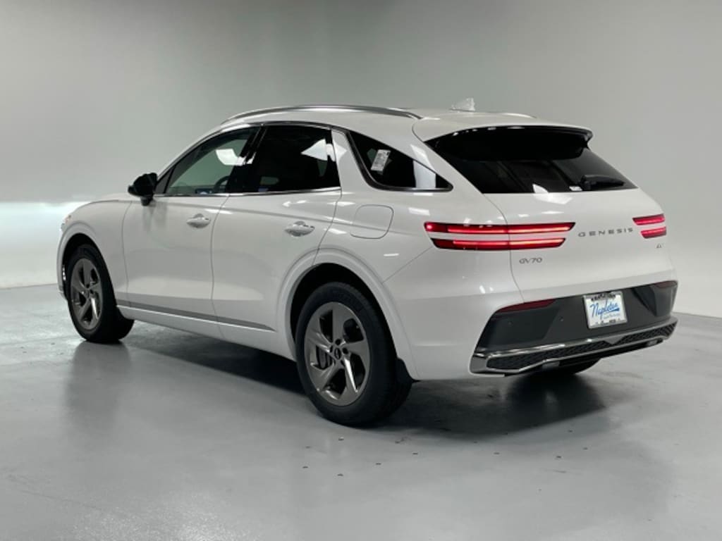 New 2026 Genesis GV70 2.5T Select SUV