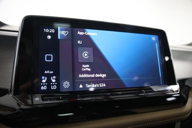 2024 Volkswagen Atlas Cross Sport SE w/Tech - Photo 24