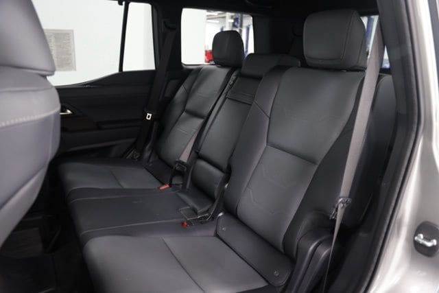 2024 Lexus GX Luxury - Photo 33