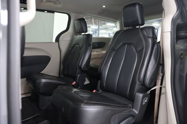 2023 Chrysler Pacifica Touring L - Photo 33