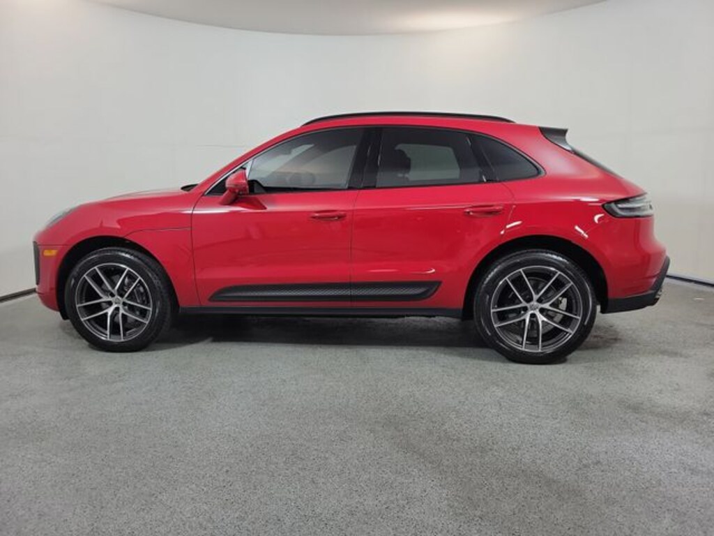 Used 2025 Porsche Macan Base SUV
