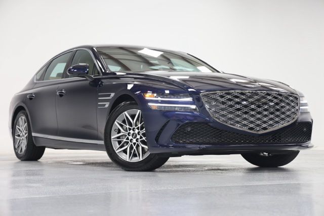 2027 Genesis G80
