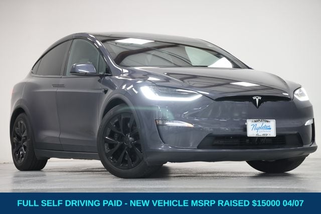 2022 Tesla Model X Long Range's photo