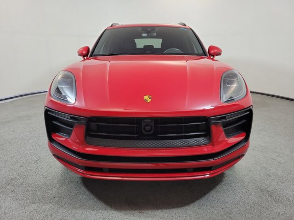 Used 2025 Porsche Macan Base SUV