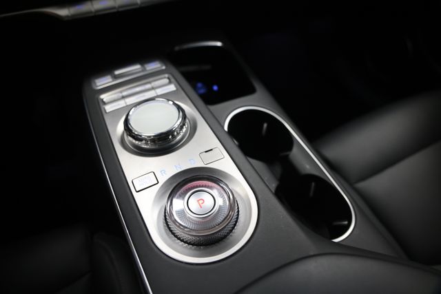 2024 GENESIS GV70 Standard - Photo 29