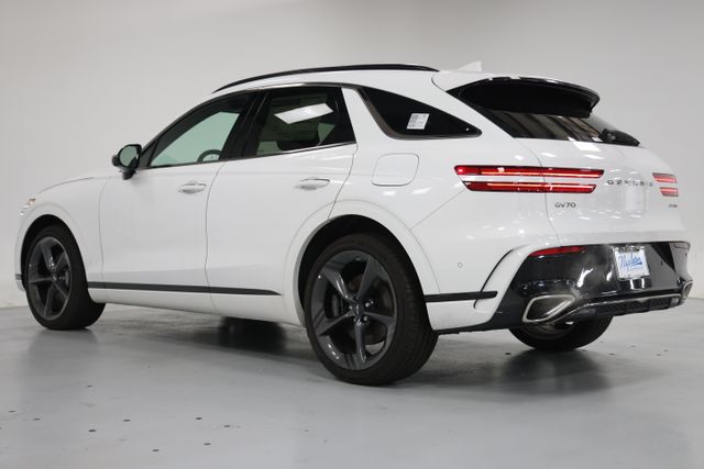 2026 GENESIS GV70 Sport Prestige - Photo 11