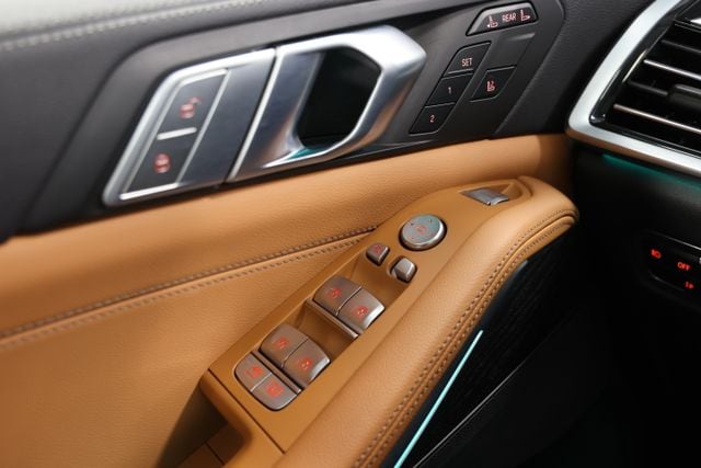 2022 BMW X7 40i - Photo 19