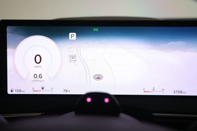 2026 GENESIS GV70 Sport Advanced - Photo 35