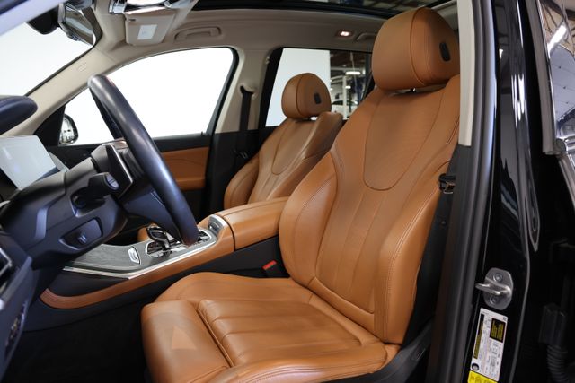 2022 BMW X7 40i - Photo 14