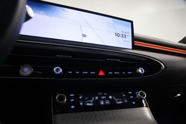 2026 GENESIS GV70 Sport Prestige - Photo 24