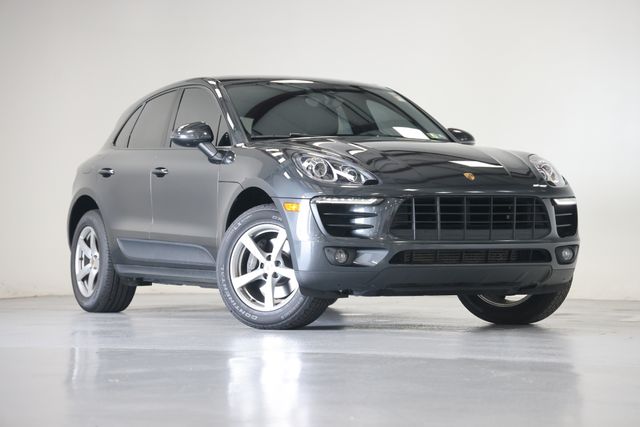 2018 Porsche Macan Base