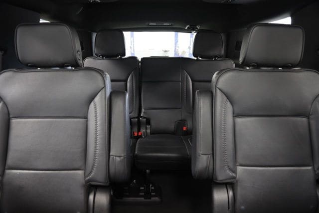 2023 GMC Yukon Denali - Photo 38