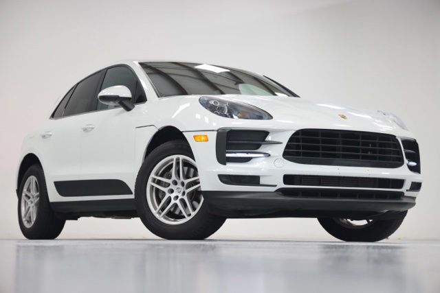 2021 Porsche Macan -'s photo