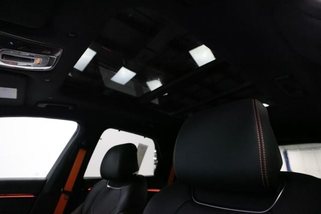 2026 GENESIS GV70 Sport Prestige - Photo 14