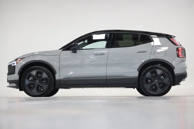 2026 Volvo EX30 Ultra - Photo 9