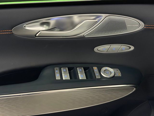 2026 GENESIS GV70 Sport Prestige - Photo 12