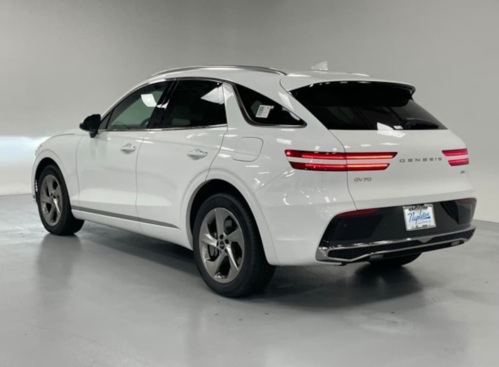 New 2026 Genesis GV70 2.5T Select SUV