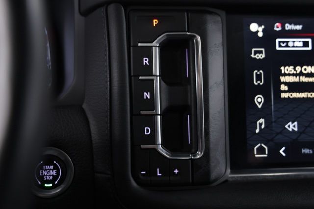2023 GMC Yukon Denali - Photo 30