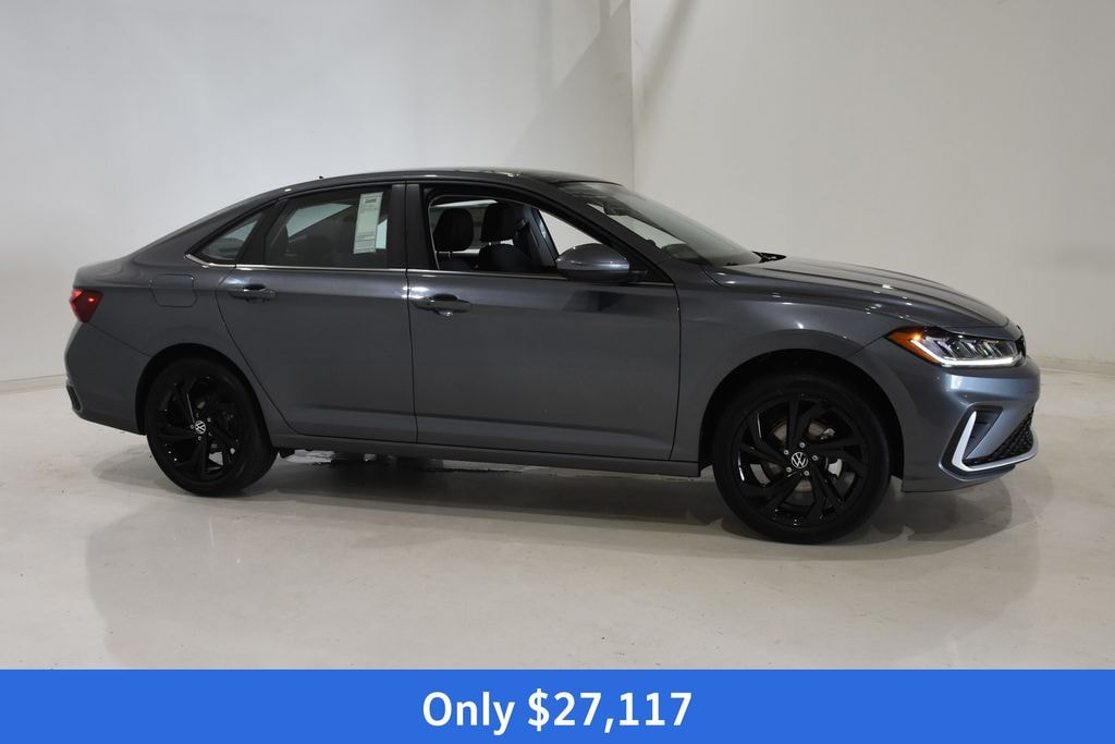 New 2026 Volkswagen Jetta 1.5T SE Sedan
