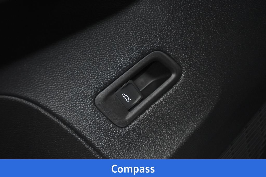 2026 Volkswagen Atlas SE w/Tech - Photo 22