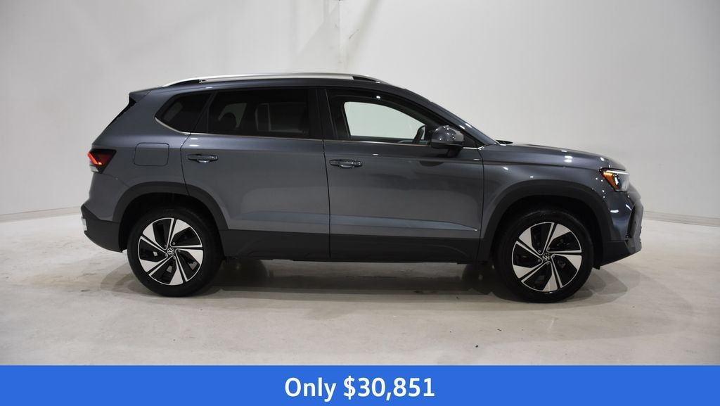 New 2026 Volkswagen Taos 1.5T SE SUV