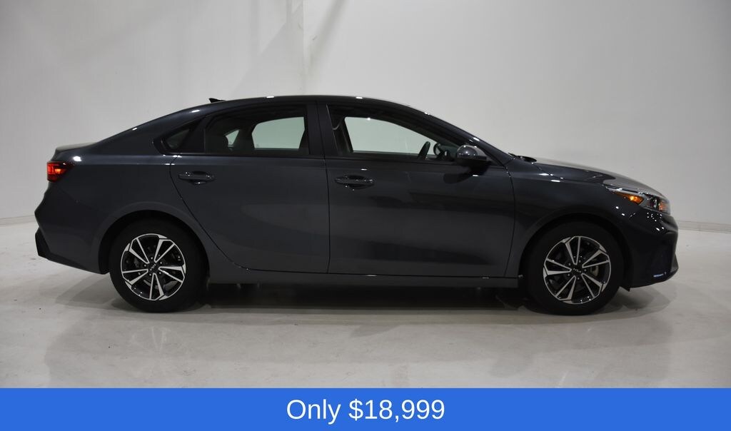 Used 2024 Kia Forte LXS Sedan