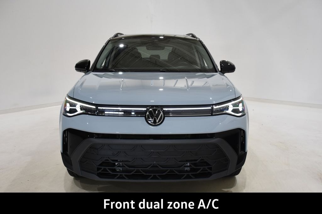 New 2026 Volkswagen Taos 1.5T SE Black SUV