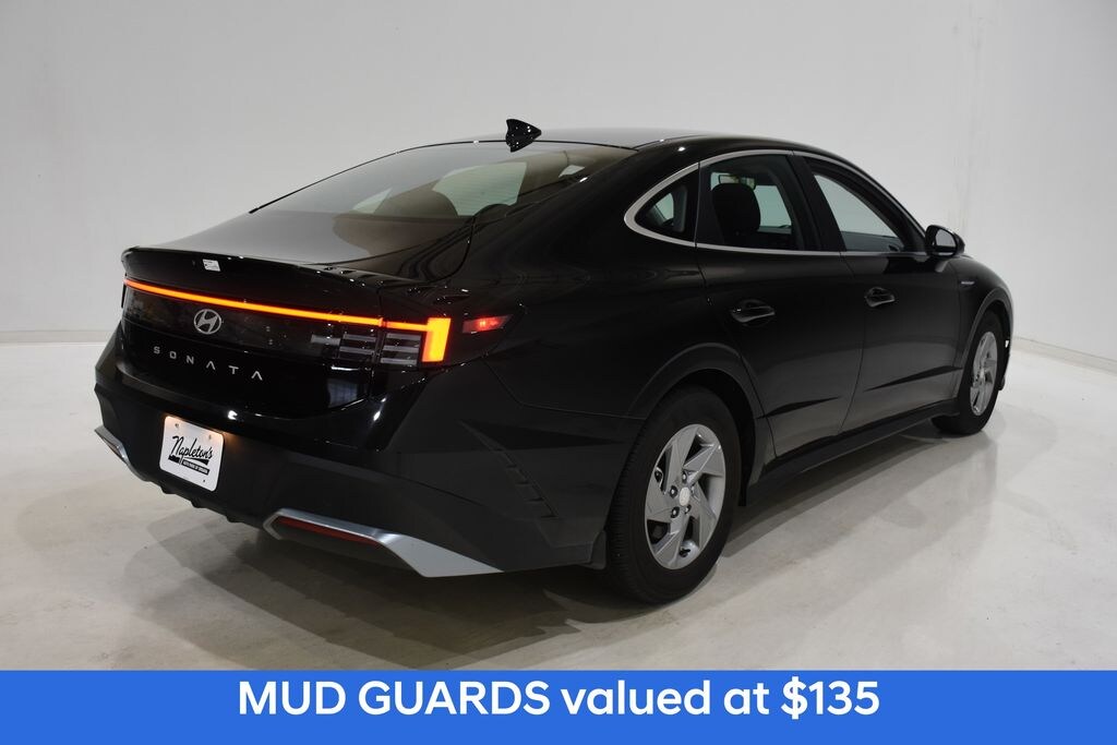 Used 2025 Hyundai Sonata SE Sedan
