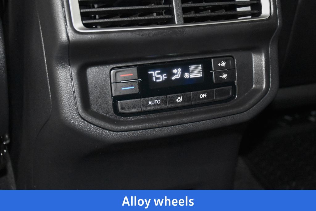 2026 Volkswagen Atlas SE w/Tech - Photo 24