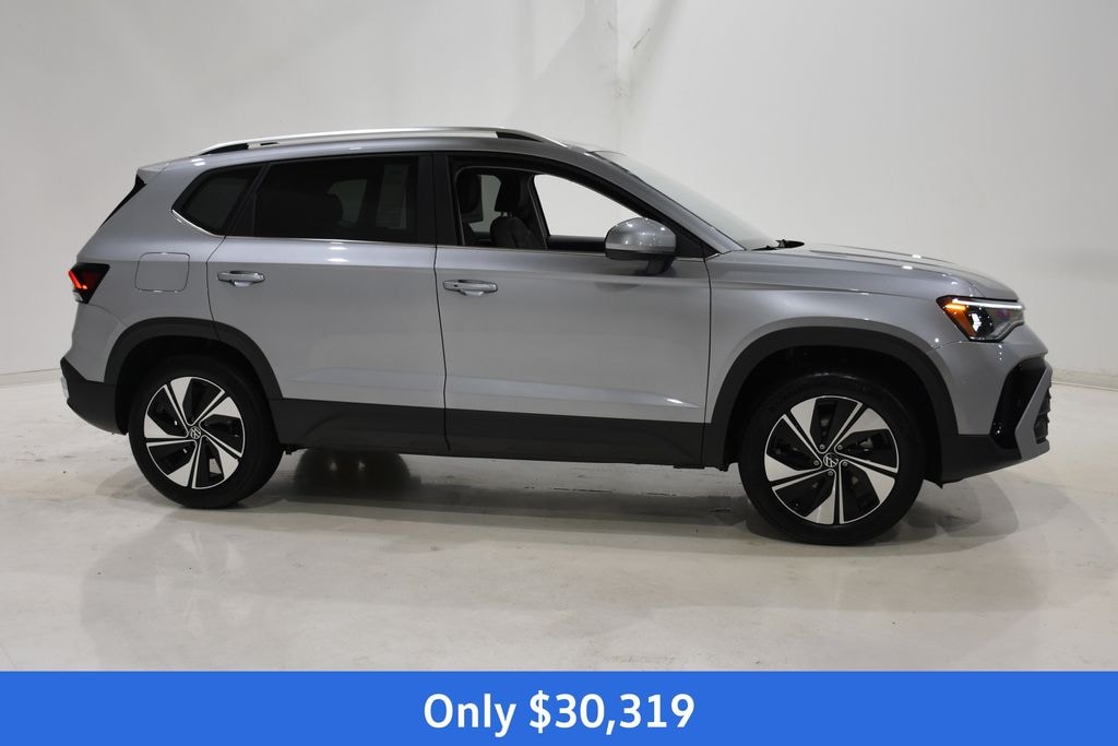 New 2026 Volkswagen Taos 1.5T SE SUV