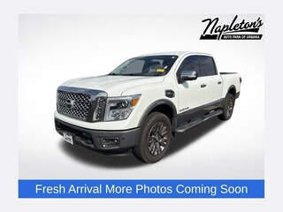 2017 Nissan Titan Platinum Reserve Truck Crew Cab