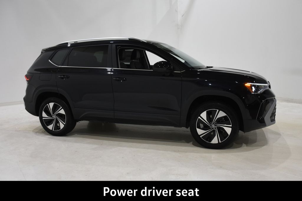 New 2026 Volkswagen Taos 1.5T SE SUV