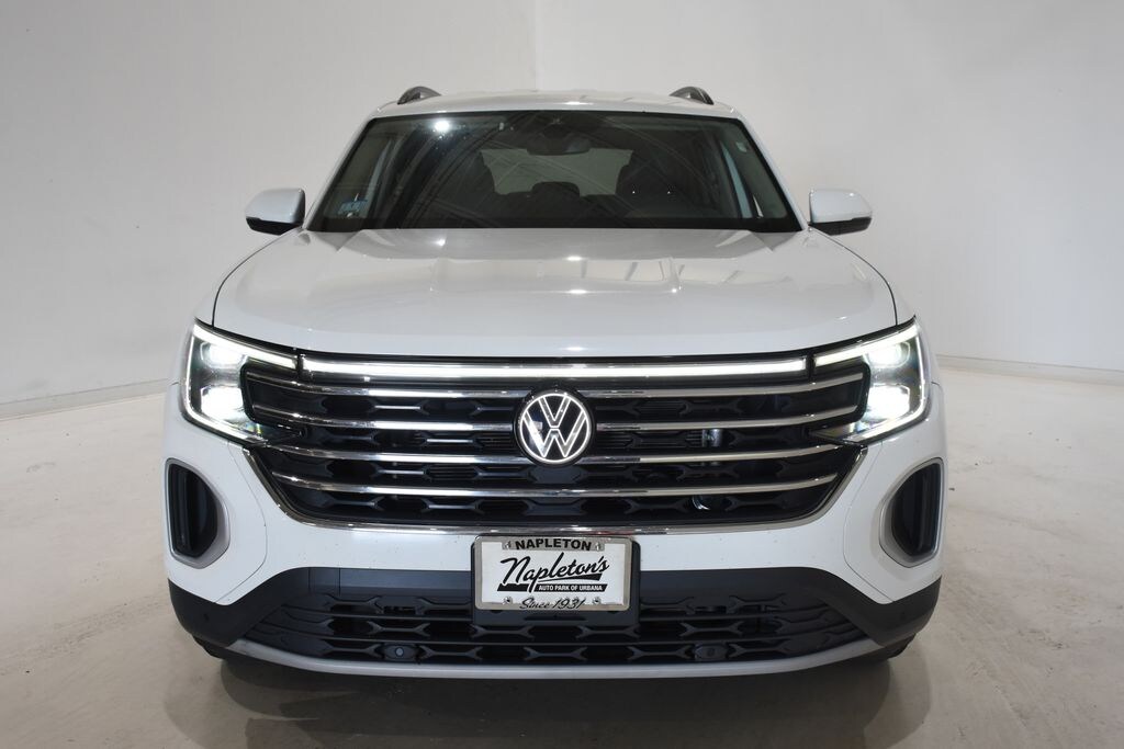 Used 2024 Volkswagen Atlas 2.0T SE w/Technology SUV