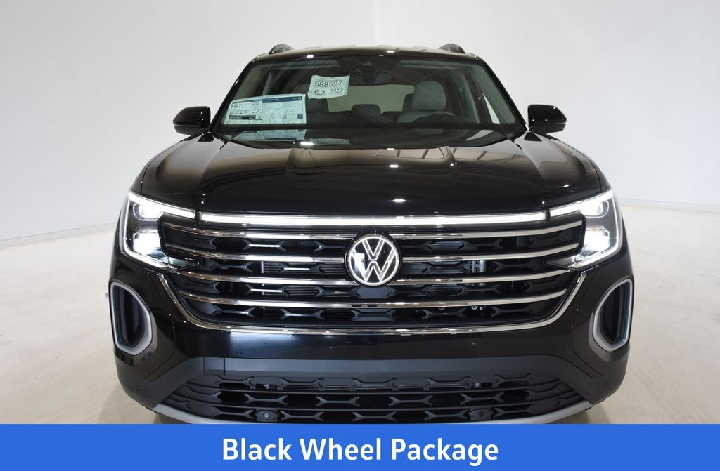 New 2026 Volkswagen Atlas SE w/Technology SUV