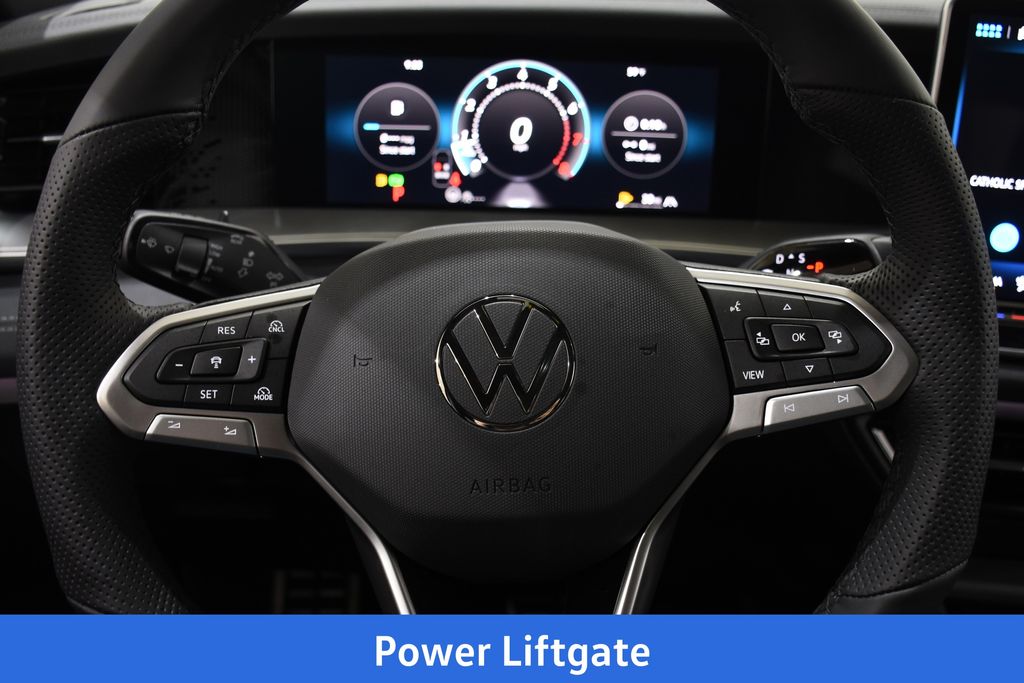 2026 Volkswagen Tiguan SE R-LINE BLACK - Photo 11