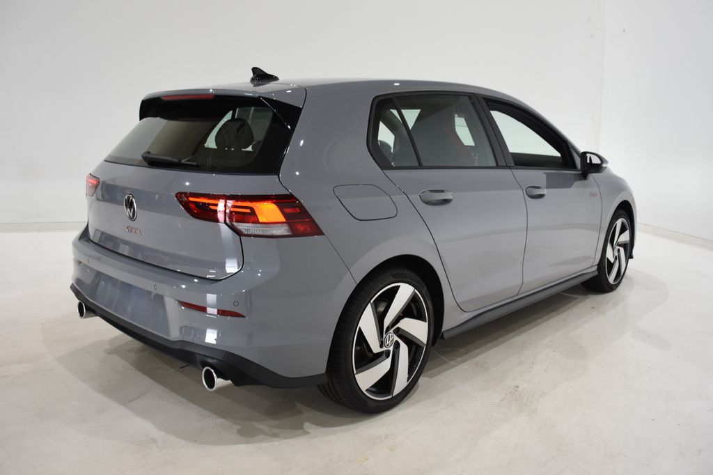 2025 Volkswagen Golf GTI S photo 4