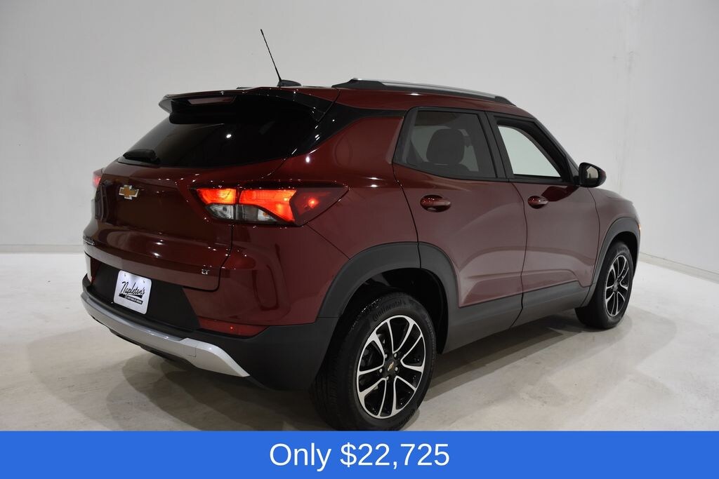Used 2025 Chevrolet Trailblazer LT SUV