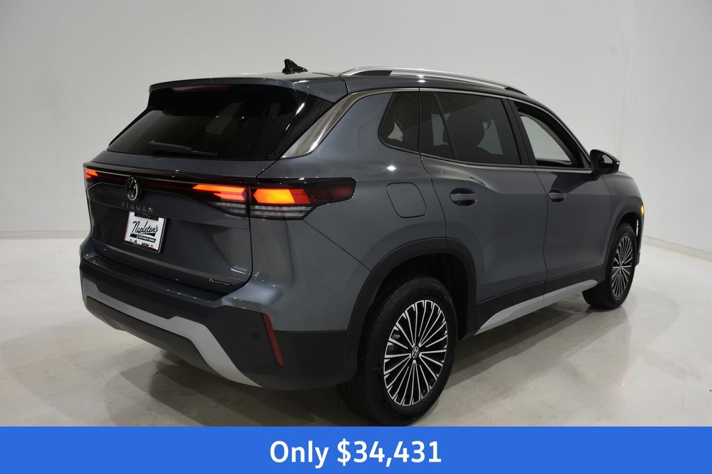 2026 Volkswagen Tiguan S photo 3