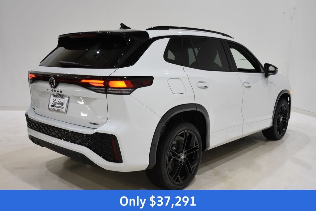 New 2026 Volkswagen Tiguan 2.0T SE R-Line Black SUV