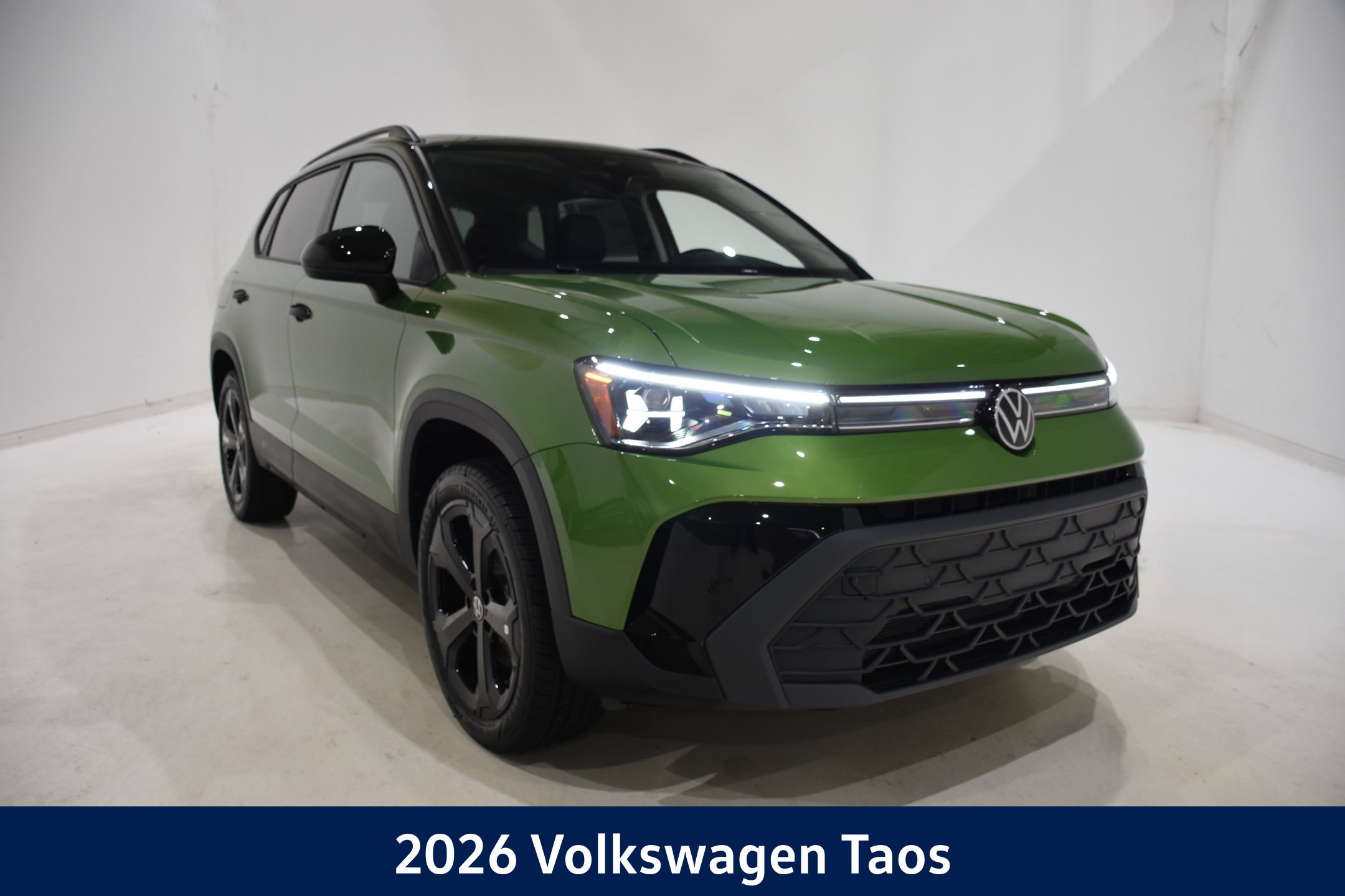 New 2026 Volkswagen Taos 1.5T SE Black SUV